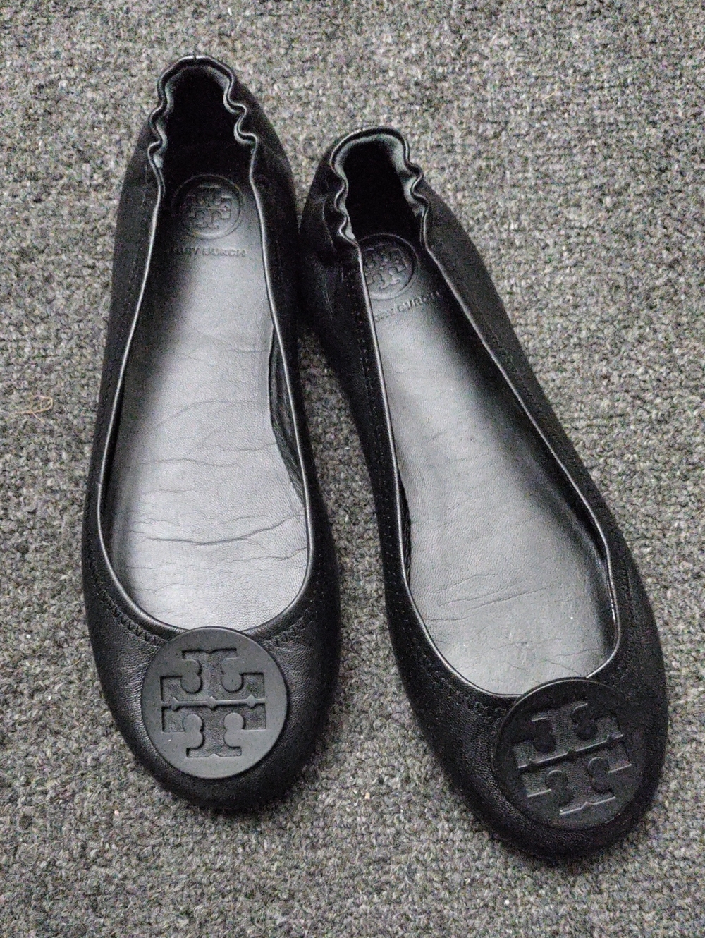 Tory Burch Black Leather Logo Round-Toe Ballet Flats